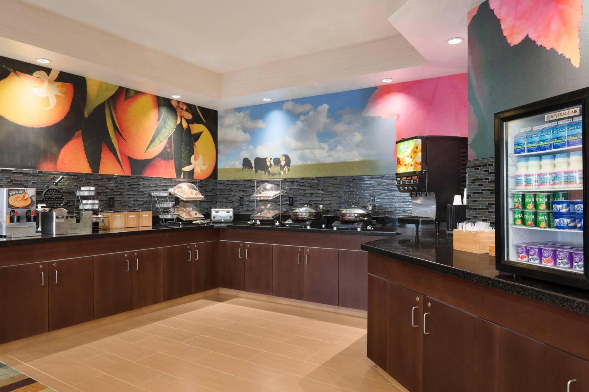 Fairfield Inn & Suites Youngstown Boardman Poland Buitenkant foto