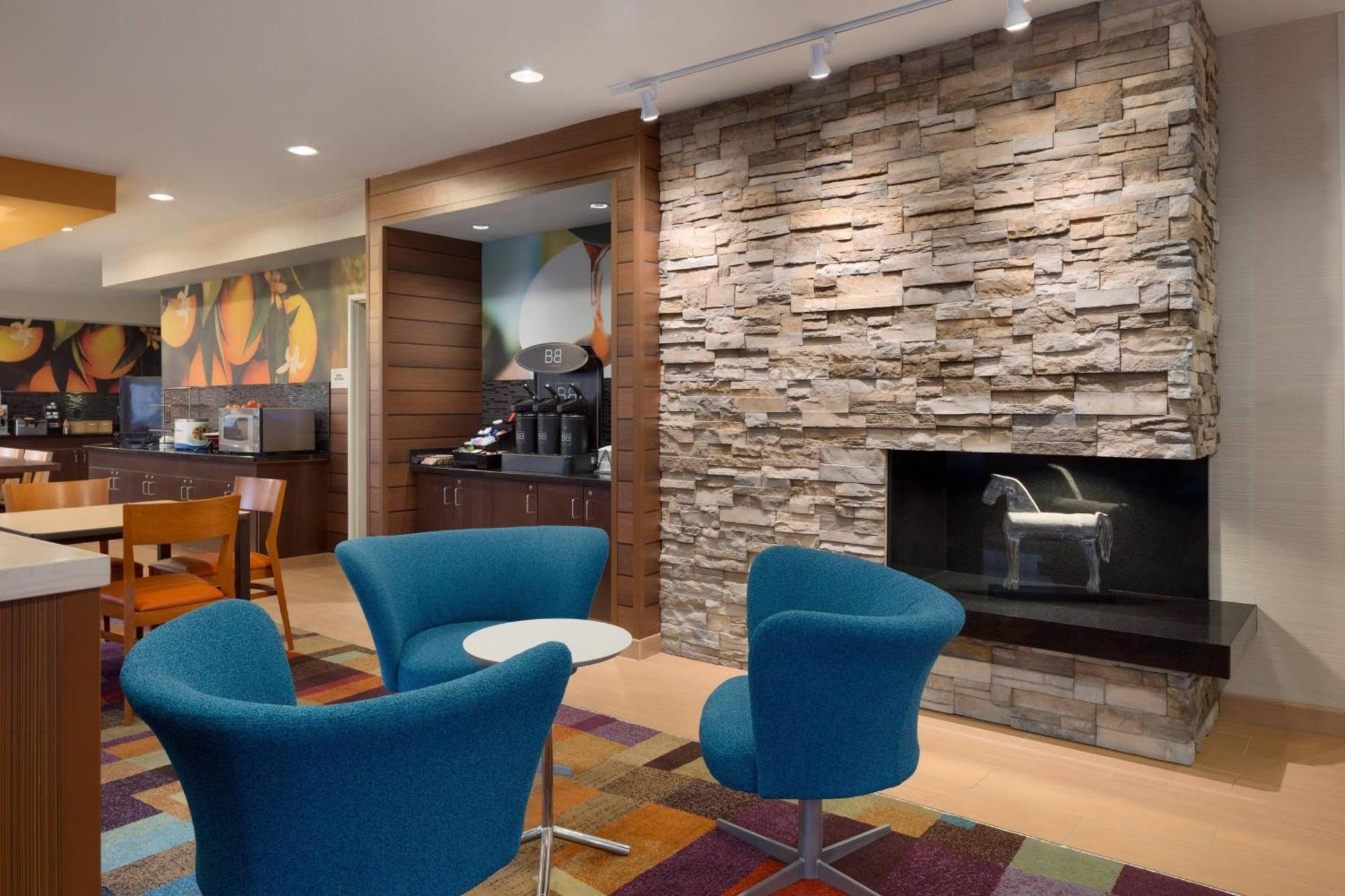 Fairfield Inn & Suites Youngstown Boardman Poland Buitenkant foto
