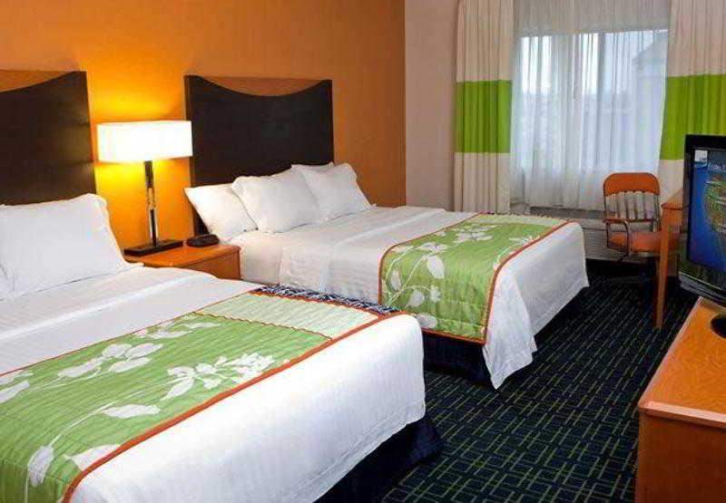 Fairfield Inn & Suites Youngstown Boardman Poland Kamer foto