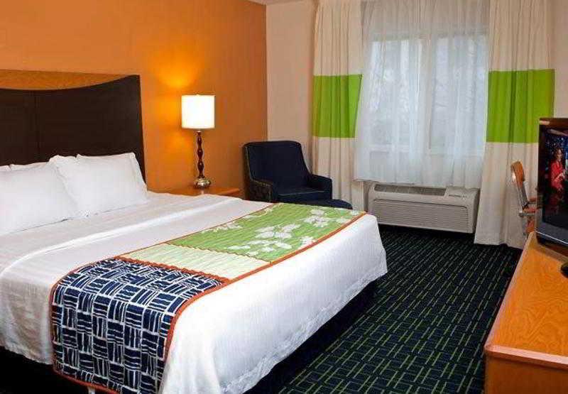 Fairfield Inn & Suites Youngstown Boardman Poland Kamer foto