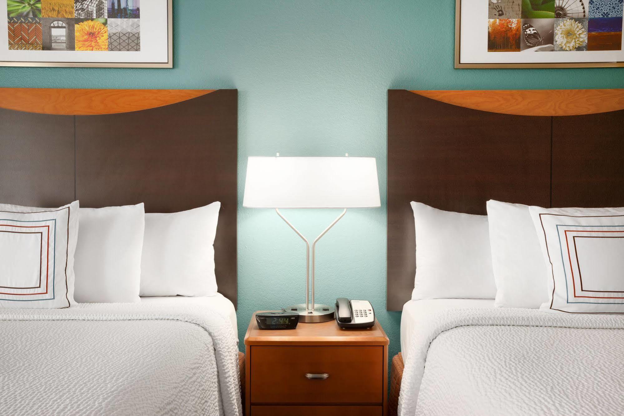 Fairfield Inn & Suites Youngstown Boardman Poland Buitenkant foto
